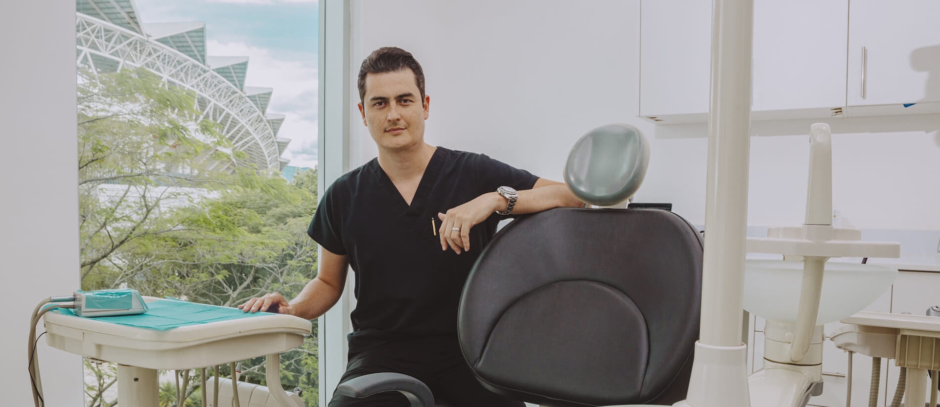 Freer Dental Aesthetic and Implant Center